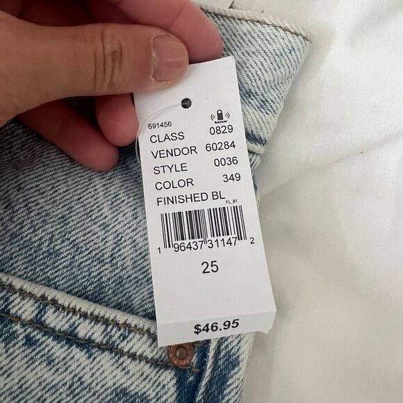 PacSun Light Indigo Ripped High Waisted Relaxed Jorts Waist 25 - Picture 2 of 12